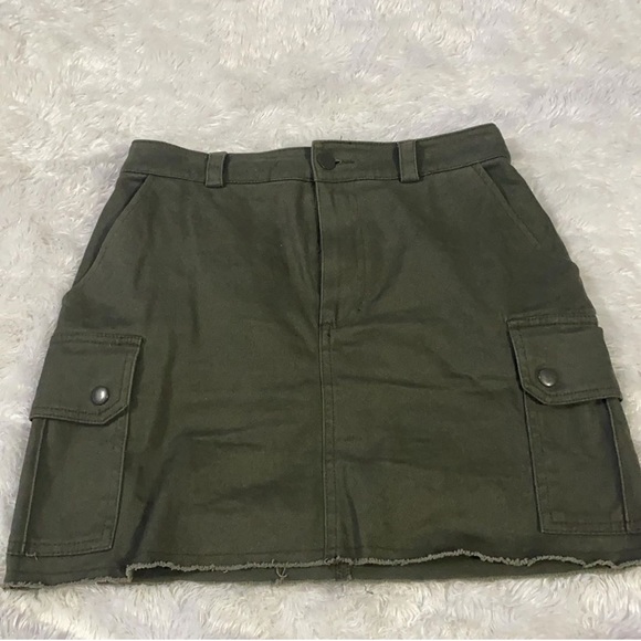 Skirt - Picture 1 of 1